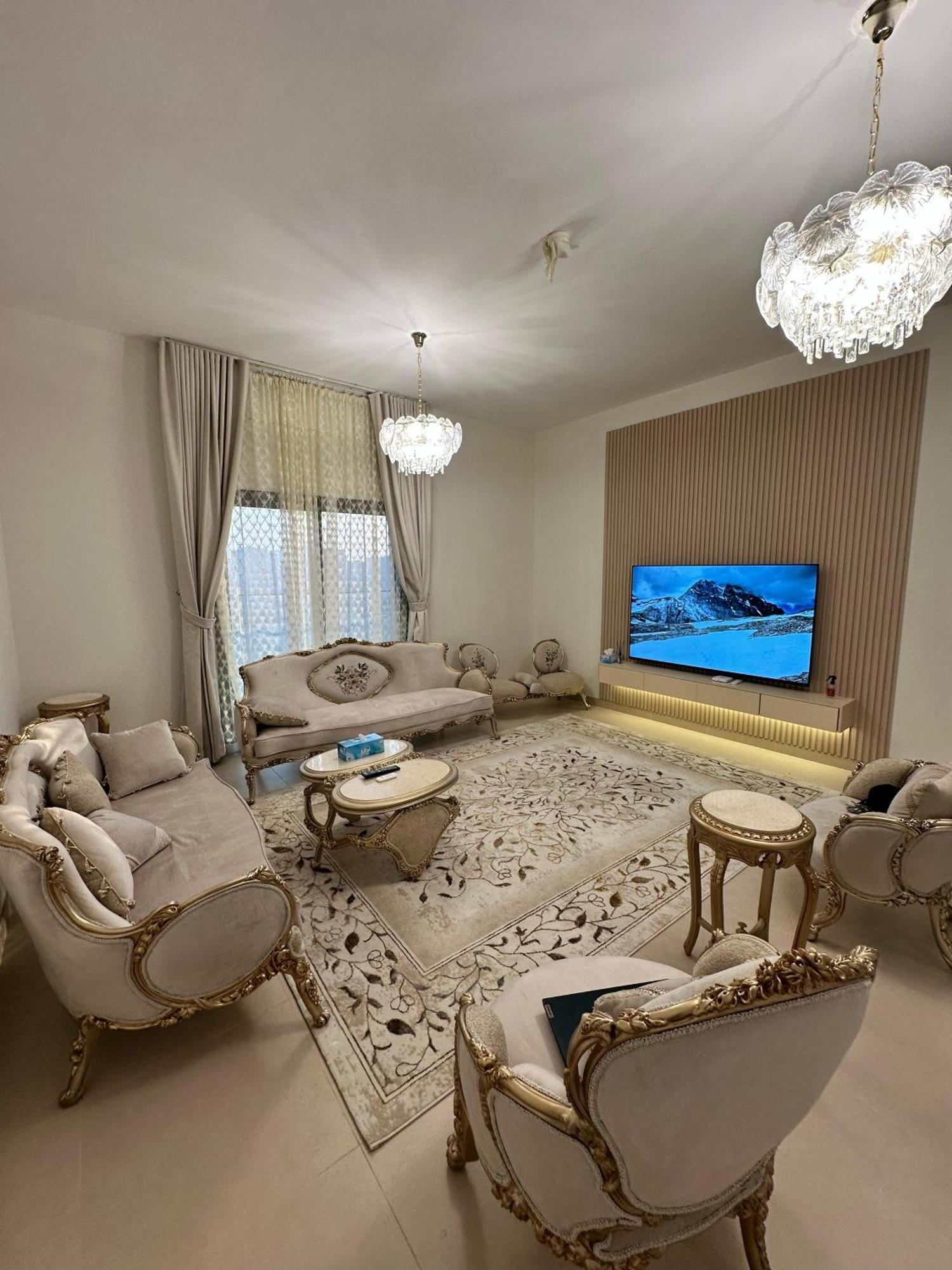 Luxury Residential-abu Dhabi Apartment *
